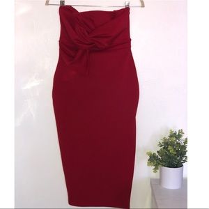 Rich red bodycon dress with bow & leg slit